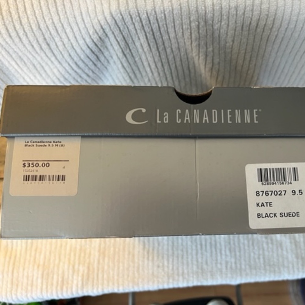 La Canadienne suede heeled boots